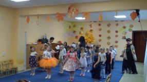2015 год - праздник Осени группа "Золушка"
