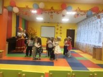 "Праздник осени"  группа "Дюймовочка"