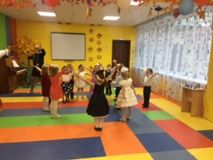 "Праздник осени"  группа "Дюймовочка"