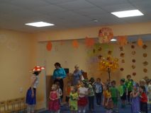 2015 год - праздник Осени группа "Буратино"