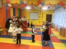 "Праздник осени"  группа "Дюймовочка"