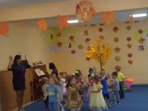 2015 год - праздник Осени группа "Незнайка"