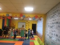 "Праздник осени"  группа "Мальвина"