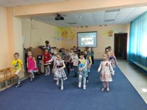 старшая группа "ВАСИЛИСА"